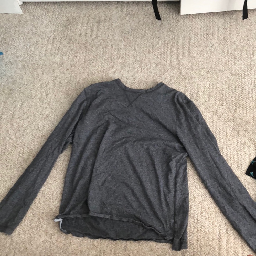 Ocean coast long sleeve size L